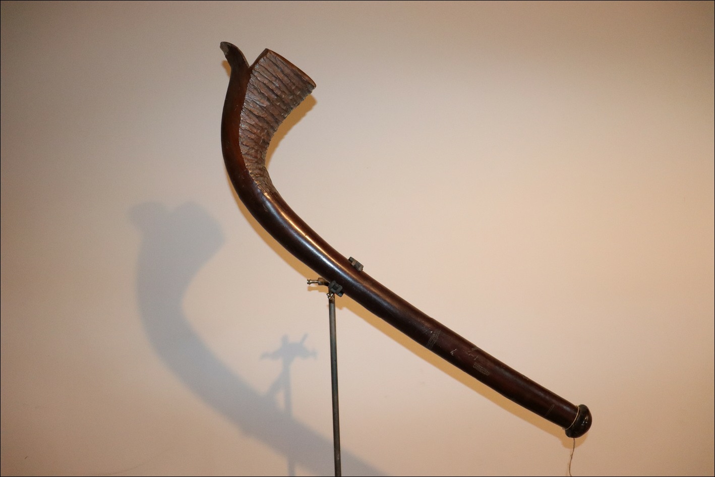 19th century Fijian gata club, 19th century Fijian antique, 19th century Fijian club, 19th century Fijian war club, Fijian weapon, Fijian artifact, Polynesian tribal art antiques and weapons gallery, Oceanic tribal art antiques and weapons gallery, ethnographic tribal art antiques and weapons gallery, 19ème siècle Fidji massue de guerre, looking to buy Fijian tribal antiques art and weapons, buying Fijian antiques, buying Fijian clubs artifacts and weapons, buying Fijian antiques