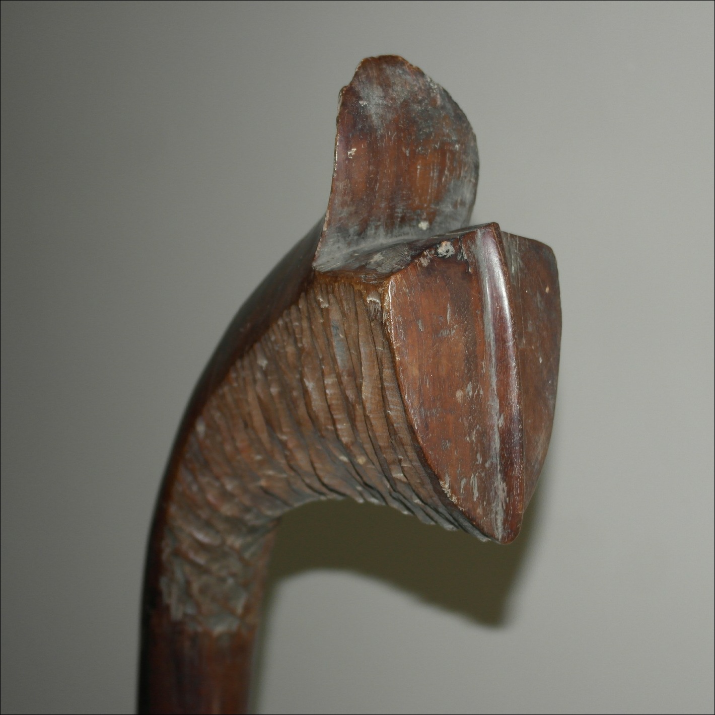 19th century Fijian gata club, 19th century Fijian antique, 19th century Fijian club, 19th century Fijian war club, Fijian weapon, Fijian artifact, Polynesian tribal art antiques and weapons gallery, Oceanic tribal art antiques and weapons gallery, ethnographic tribal art antiques and weapons gallery, 19ème siècle Fidji massue de guerre, looking to buy Fijian tribal antiques art and weapons, buying Fijian antiques, buying Fijian clubs artifacts and weapons, buying Fijian antiques