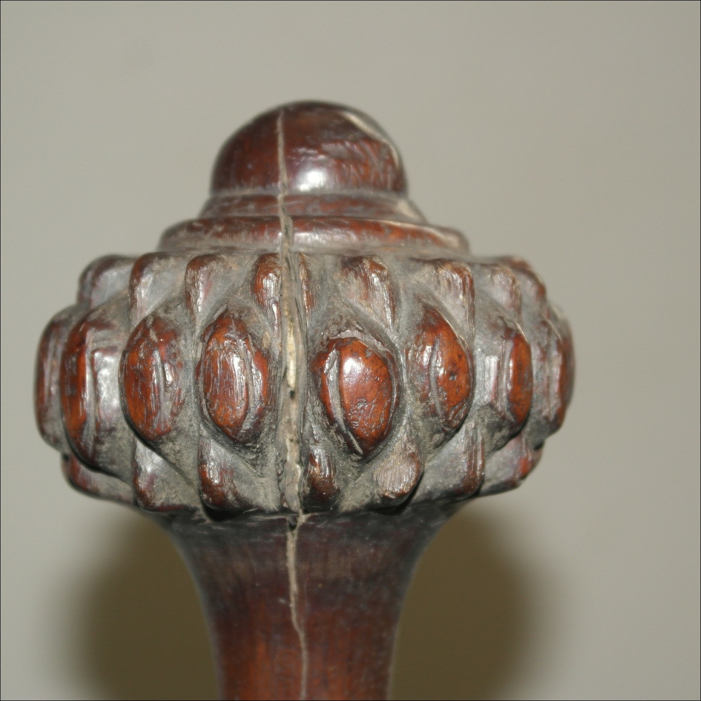 19th century Fijian ula throwing club, 19th century Fijian antique, 19th century Fijian hand club patu, 19th century Fijian war club, Fijian weapon, Fijian artifact, Polynesian tribal art antiques and weapons gallery, Oceanic tribal art antiques and weapons gallery, ethnographic tribal art antiques and weapons gallery, 19ème siècle Fidji massue de guerre, looking to buy Fijian tribal antiques art and weapons, buying Fijian antiques, buying Fijian clubs artifacts and weapons, buying Fijian antiques