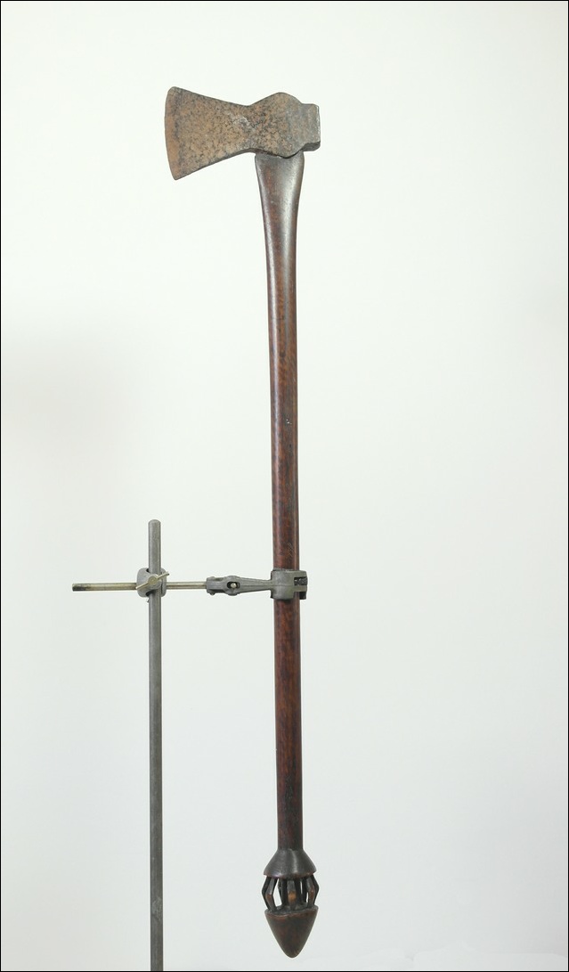 19th century New Britain battle axe, 19th century New Britain club, New Britain club, 19th century New Hebrides club, 19th century New Hebrides club, New Hebrides war club, 19th century New Britain war club, 19ème siècle New Britain massue de guerre, 19th century New Hebrides club, Tribal Art Gallery, 19th century Polynesian art and weapons, Ethnographic antiques, artifacts and weapons, 19th century New Hebrides club, 19th century Melanesian and Micronesian  art antiques and weapons, Ethnographic antiques  artifacts and weapons, 19th century New Hebrides club, melanesian and micronesian antique, melanesian and micronesian artifact, 19th century New Hebrides artifact, Polynesian tribal art antiques and weapons gallery, Oceanic tribal art antiques and weapons gallery, ethnographic tribal art antiques and weapons gallery, 19ème siècle New Hebrides massue de guerre, looking to buy Vanuatu  tribal antiques art and weapons, buying New Hebrides antiques, buying melanesian and micronesian clubs artifacts and weapons, buying New Hebrides antiques