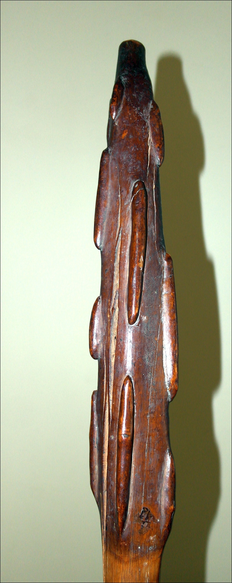 19th century Fijian vunikau club, Vunikau-bulibuli-sevaro, fijian vunikau, 19th century Fijian antique, 19th century Fijian club, 19th century Fijian war club, Fijian weapon, Fijian artifact, Polynesian tribal art antiques and weapons gallery, Oceanic tribal art antiques and weapons gallery, ethnographic tribal art antiques and weapons gallery, 19ème siècle Fidji massue de guerre, looking to buy Fijian tribal antiques art and weapons, buying Fijian antiques, buying Fijian clubs artifacts and weapons, buying Fijian antiques