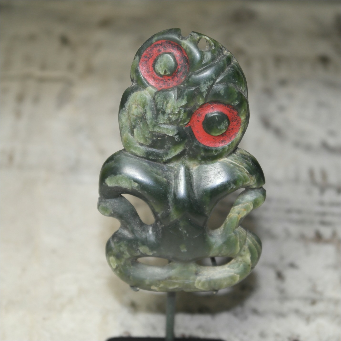 19th century Maori greenstone tiki, greenstone, antique maori pendant, nephrite, maori antique, maori antique, antique maori pounamu pendant, maori artifact, greenstone pekapeka, 19th century maori tiki, hei tiki, antuque maori, maori artifact, maori club, polynesian tribal art antiques and weapons gallery, oceanic tribal art antiques and weapons gallery, ethnographic tribal art antiques and weapons gallery, 19ème siècle Maoris massue de guerre, looking to buy tribal antiques art and weapons, buying Maori antiques, buying Maori clubs, artifacts and weapons, buying Maori antiques, buying Maori clubs and artifacts