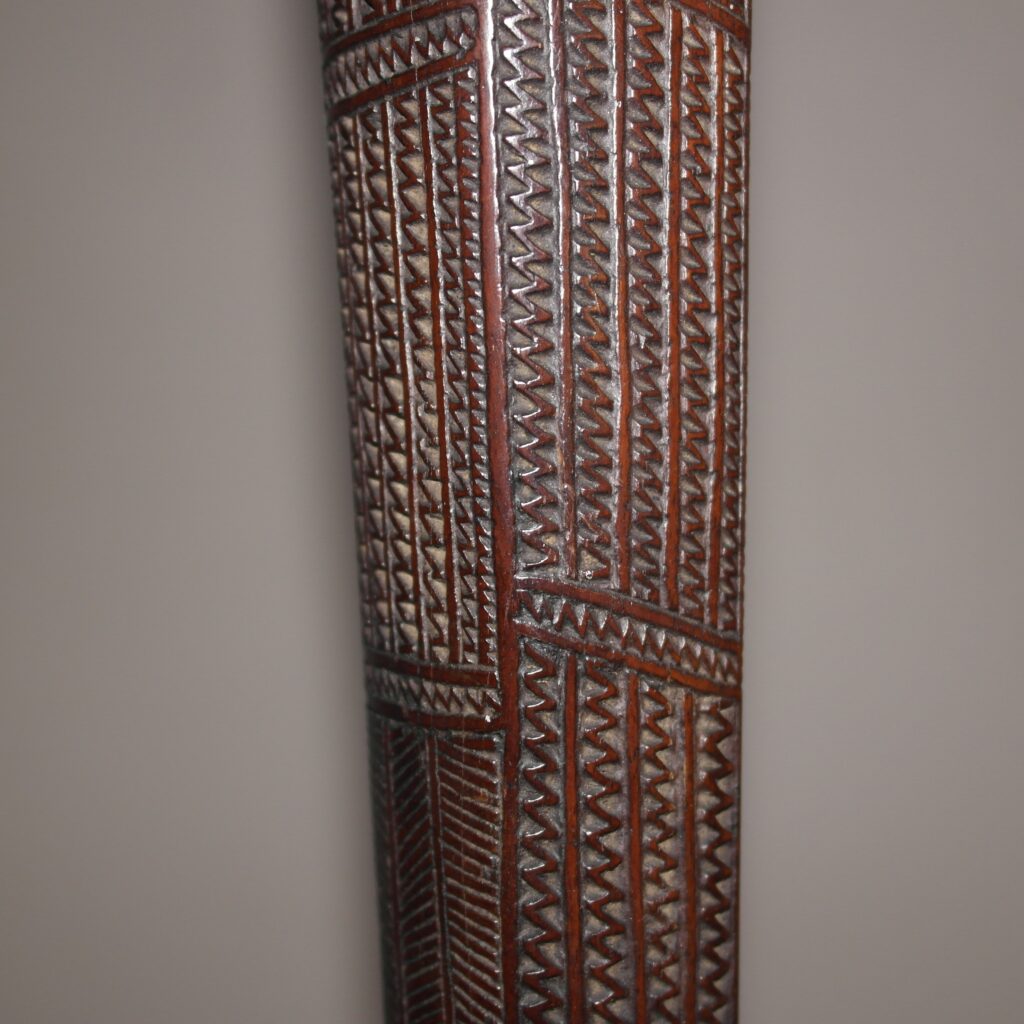 18th - 19th century Tongan club apai'apa, 'akau tau club, Tongan tribal art antiques and weapons gallery, 19ème siècle Tongan massue de guerre, Tongan war club