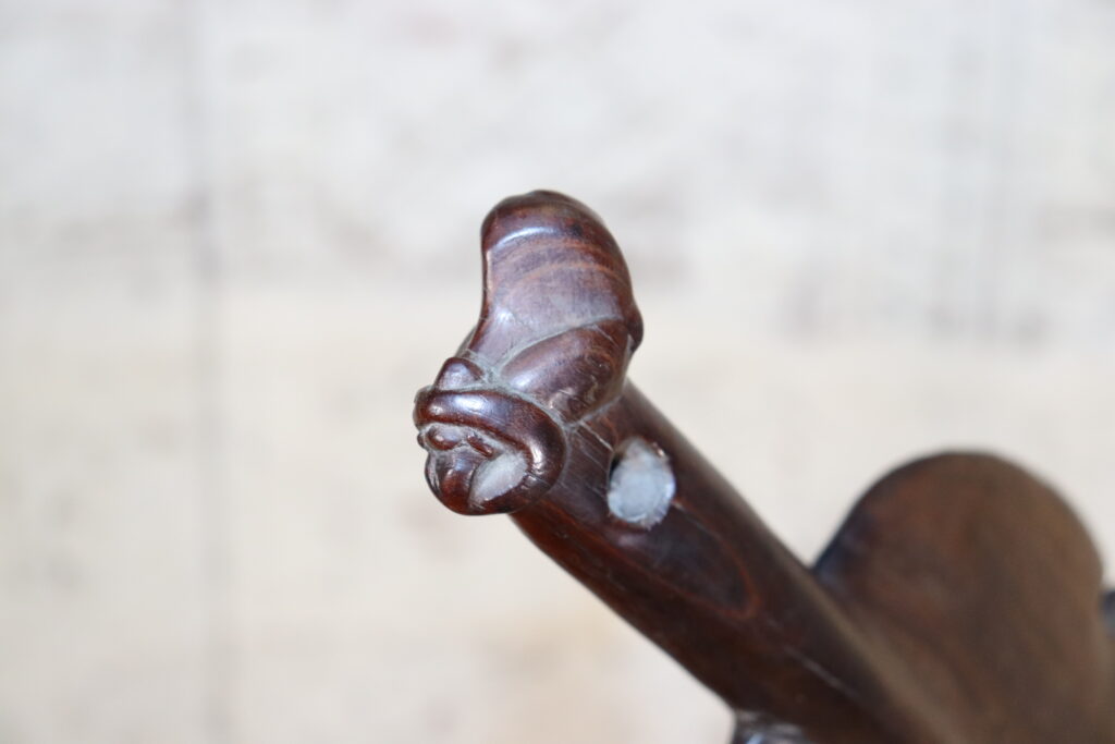 19th century Maori kotiate club, 19th century Maori weapon, Maori antique club, Maori artifact, Polynesian weapons and antiques gallery, Oceanic art antiques and weapons, Maori war club, 19ème siècle Maoris massue de guerre
