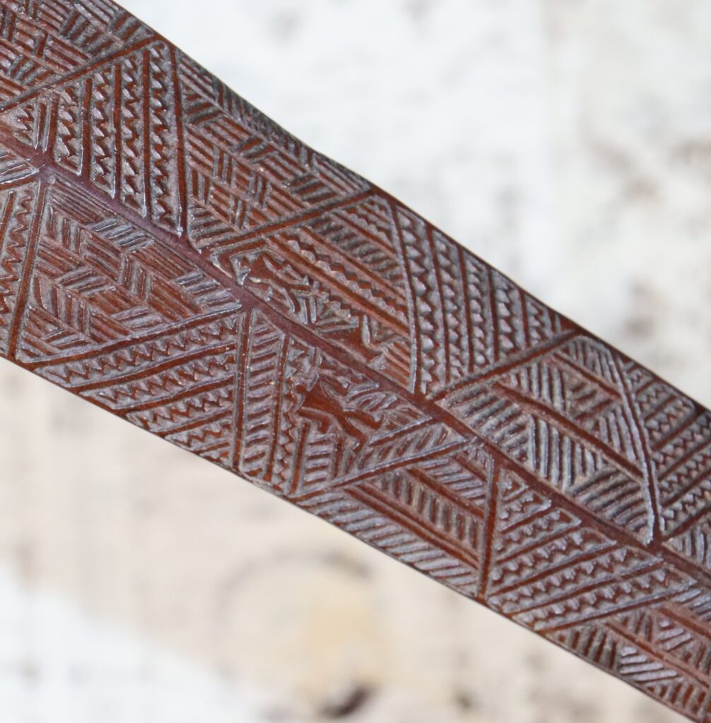 19th century Tongan 'Akau tau club, apa apai club, Tongan art antiques and weapons gallery,19ème siècle Tongan massue de guerre