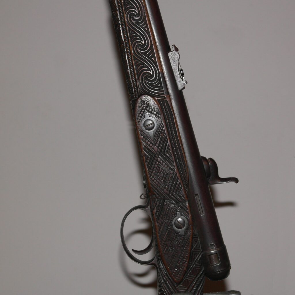 19th century Maori Wars rifle, 30 bore Calisher & amp Terry breech loading rifled percussion carbine