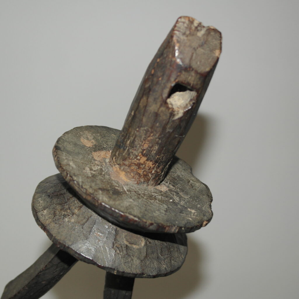 Fijian food hook i Lilili ni Kakana, Fijian antique, Polynesian tribal art antiques and weapons gallery, 19ème siècle Fidji massue de guerre