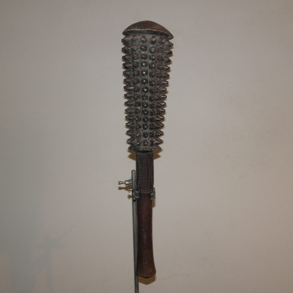 19th century Samoan Fa'alaufa'i club, Samoan art antiques and weapons gallery, 19th century Samoan war club, 19ème siècle Samoan massue de guerre