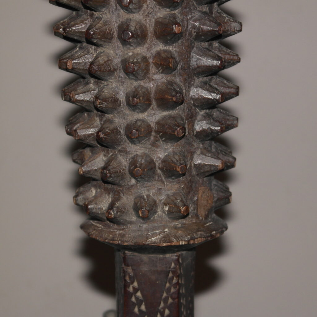 19th century Samoan Fa'alaufa'i club, Samoan art antiques and weapons gallery, 19th century Samoan war club, 19ème siècle Samoan massue de guerre