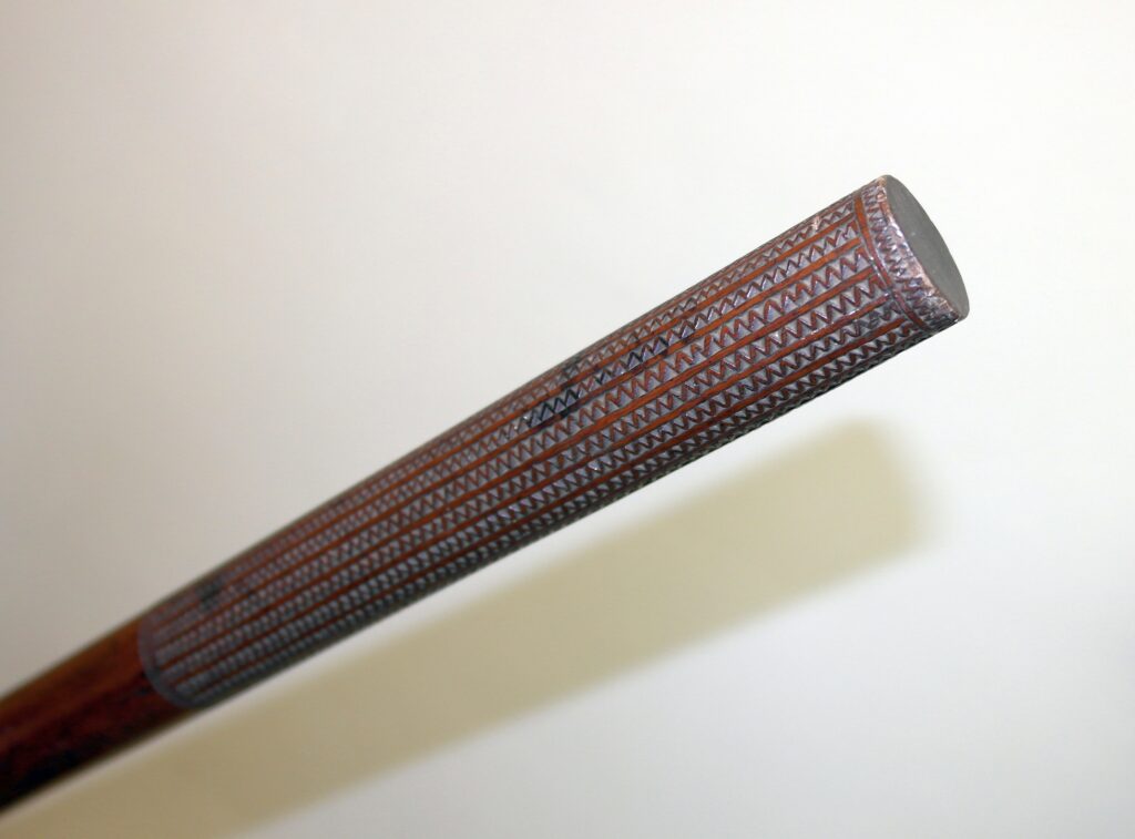 19th century Fijian pole club, 19th century Fijian bowai club, Fijian tribal art antiques and weapons gallery, 19ème siècle Fidji massue de guerre