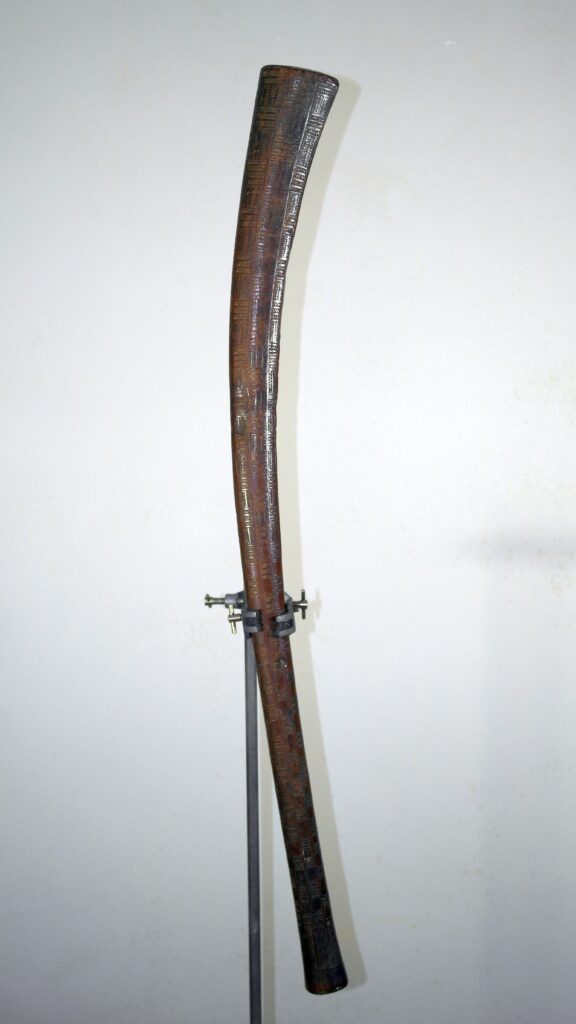 19th century Fijian club, Fijian war club, Fijian tribal art antiques and weapons gallery, 19ème siècle Fidji massue de guerre, selling Fijian tribal antiques art and weapons