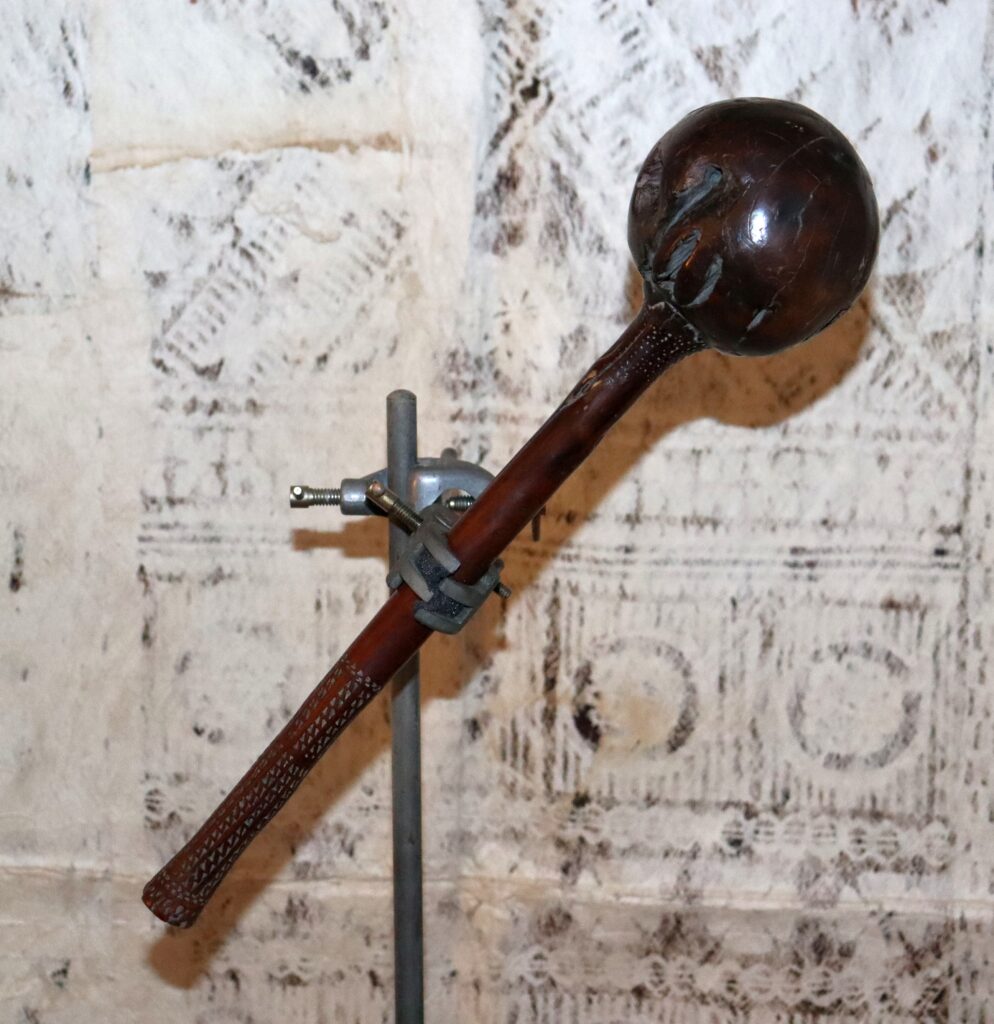 19th century Fijian ula club, 19th century Fijian war club, Fijian tribal art antiques and weapons gallery, 19ème siècle Fidji massue de guerre