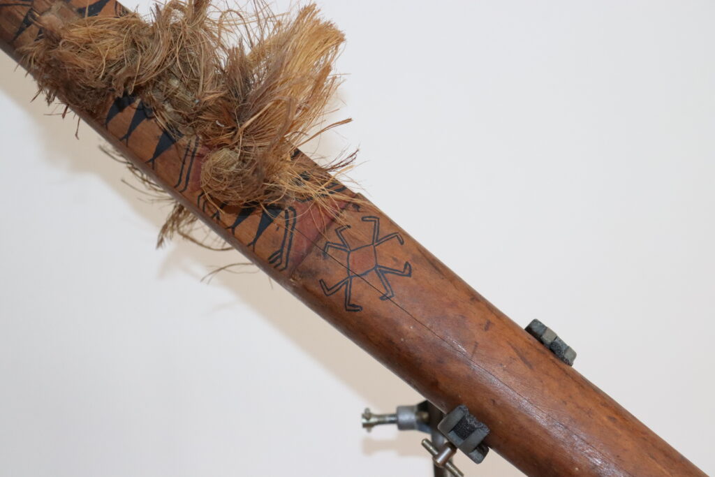 19th century Santa Cruz napa club, 19ème siècle papua new guinea massue de guerre, 19th century Melanesian and Micronesian art antiques and weapons gallery
