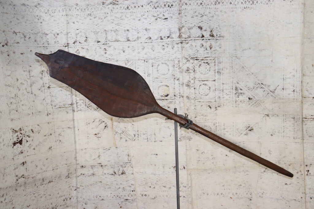 19th century North African paddle, North African paddle, Nigerian paddle, 19th century African paddle