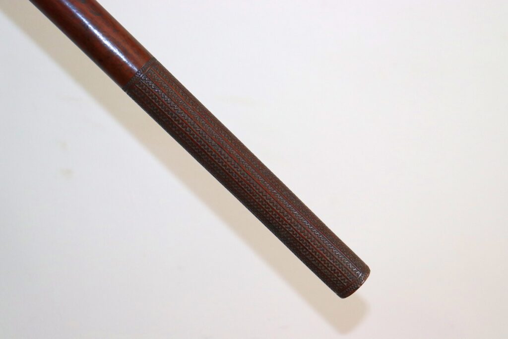 19th century Fijian pole club, 19th century Fijian bowai club, Fijian tribal art antiques and weapons gallery, 19ème siècle Fidji massue de guerre