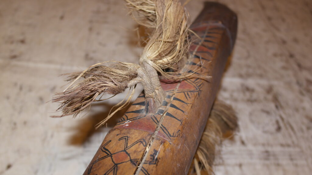 19th century Santa Cruz napa club, 19ème siècle papua new guinea massue de guerre, 19th century Melanesian and Micronesian art antiques and weapons gallery