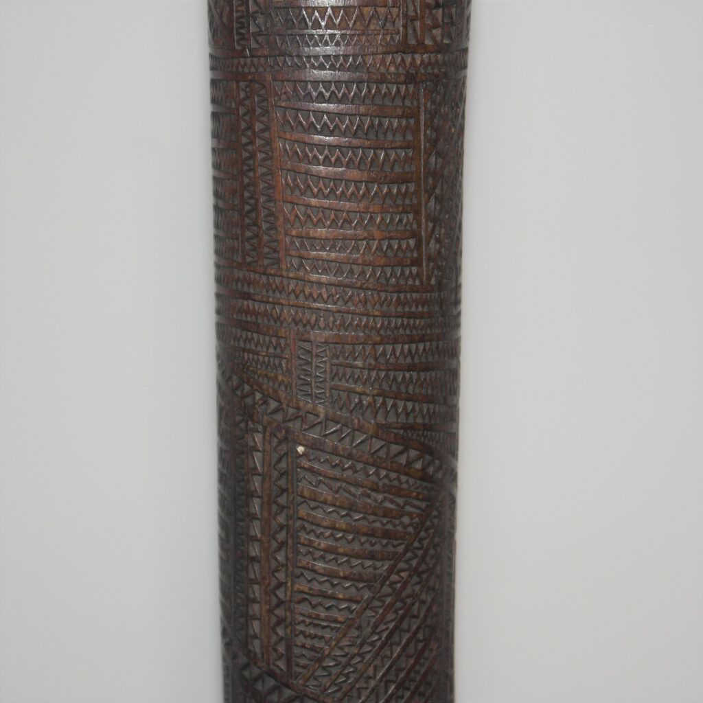 19th century Tongan club, , povai, Akau tau, apa apai club, Tongan art antiques and weapons gallery, 19ème siècle Tongan massue de guerre, Tongan war club