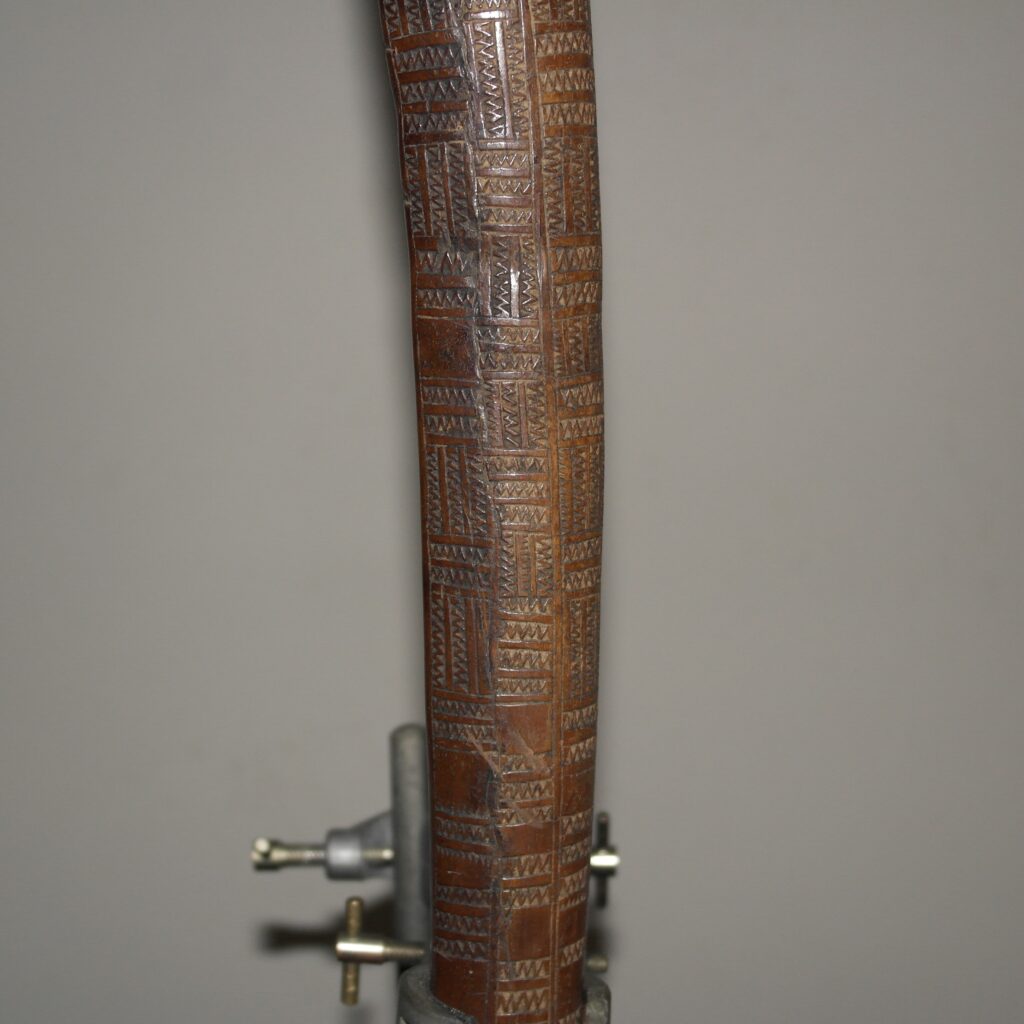19th century Fijian club, Fijian war club, Fijian tribal art antiques and weapons gallery, 19ème siècle Fidji massue de guerre, selling Fijian tribal antiques art and weapons