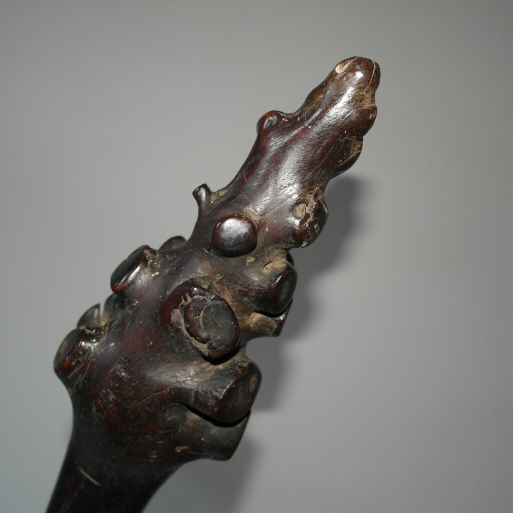 19th century Fijian vunikau club, 19th century Fijian war club, Fijian tribal art antiques and weapons gallery, 19ème siècle Fidji massue de guerre