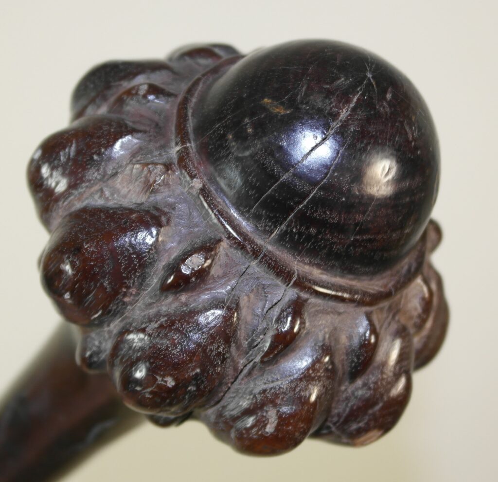 19th century Fijian ula throwing club, Fijian tribal art antiques and weapons gallery, 19ème siècle Fidji massue de guerre, ivory inlay