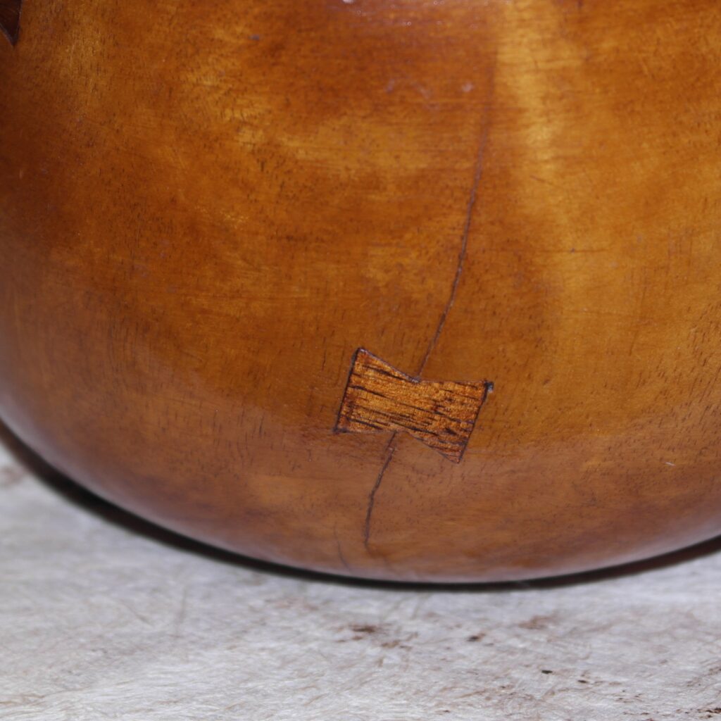 19th century Hawaiian koa bowl, Polynesian tribal art antiques and weapons gallery, 19th century Hawaiian koa calabash, tribal art gallery