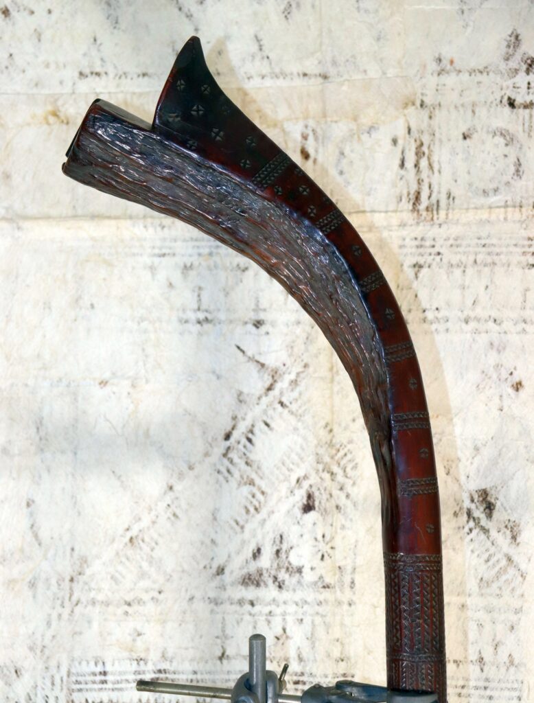 19th century Fijian gata club, Fijian war club, Fijian tribal art antiques and weapons gallery, 19ème siècle Fidji massue de guerre, looking to buy Fijian tribal art