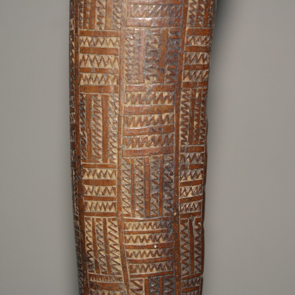19th century Fijian club, Fijian war club, Fijian tribal art antiques and weapons gallery, 19ème siècle Fidji massue de guerre, selling Fijian tribal antiques art and weapons