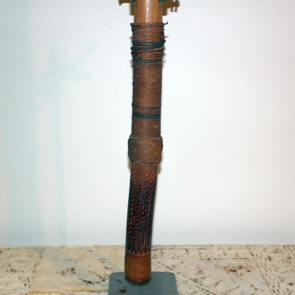 19th century Fijian Vunikau-bulibuli-sevaro club, Fijian tribal art antiques and weapons gallery, Fijian war club, 19ème siècle Fidji massue de guerre
