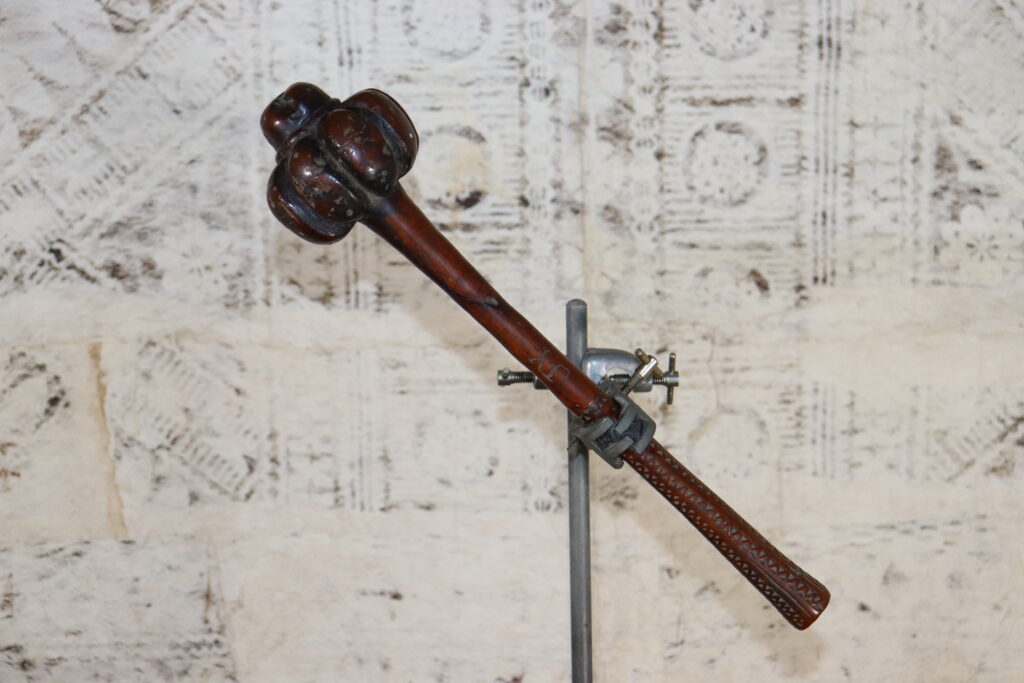 19th century Fijian ula throwing club, 19th century Fijian war club, Fijian weapon, Fijian tribal art antiques and weapons gallery,19ème siècle Fidji massue de guerre