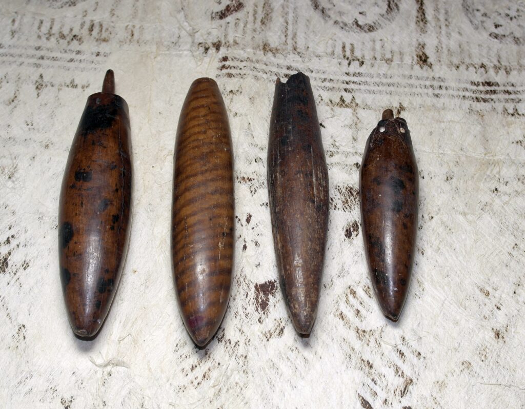 19th century Fijian darts ulutoa, Fijian antique, Fijian tribal art antiques and weapons gallery, 19ème siècle Fidji massue de guerre