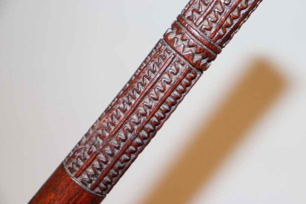 19th century Fijian i ula bulibuli club, 19th century Fijian war club, Polynesian tribal art antiques and weapons gallery, 19ème siècle Fidji massue de guerre