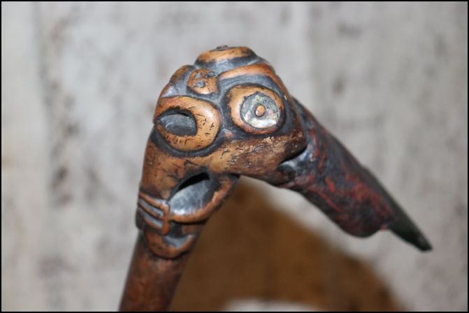 19th century Maori Toki poutangata, greenstone adze, 19th century greenstone toki adze, Maori antique, Maori artifact, 19th century maori carving, 19th century Maori antique, 19th century Maori artifact, polynesian tribal art antiques and weapons gallery, oceanic tribal art antiques and weapons gallery, ethnographic tribal art antiques and weapons gallery, 19ème siècle Maoris massue de guerre, looking to buy tribal antiques art and weapons, buying Maori antiques, buying Maori clubs, artifacts and weapons, buying Maori antiques, buying Maori clubs and artifacts